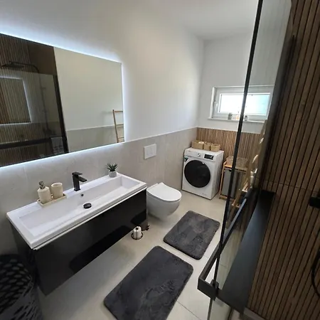 Larosa Apartment